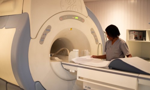 Saúde de Volta Redonda zera fila para realização de ressonância magnética na rede pública